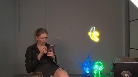 VelvetTGirl online show from April 10, 2026, 8:41 am