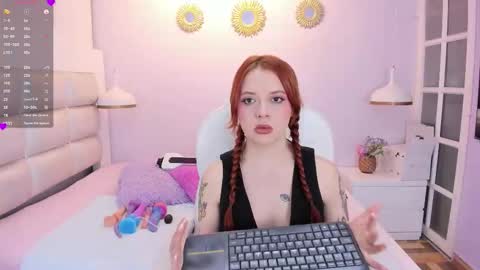 Yvonne online show from September 17, 2025, 8:54 pm