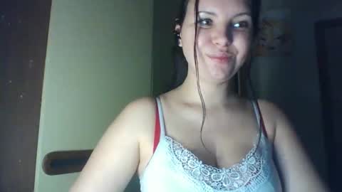 Snapshot of vendi_rassell8855 chatting on January 8, 2026, 3:58 pm vendi rassell8855 online show from January 8, 2026, 3:58 pm