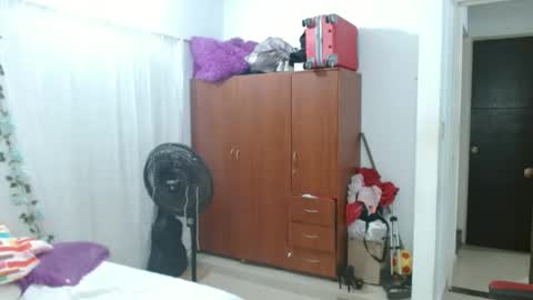 venecasexy44 online show from February 28, 2026, 10:16 am