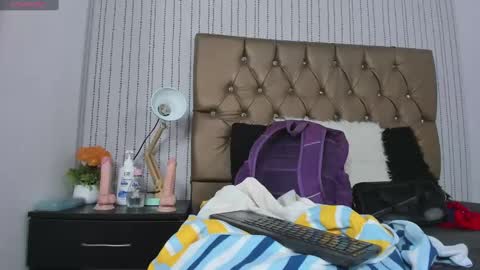 veneno hot online show from February 14, 2025, 12:57 pm