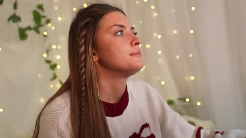 VENERA  online show from December 13, 2024, 1:33 pm