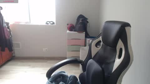 venus496613 online show from May 30, 2026, 5:32 pm
