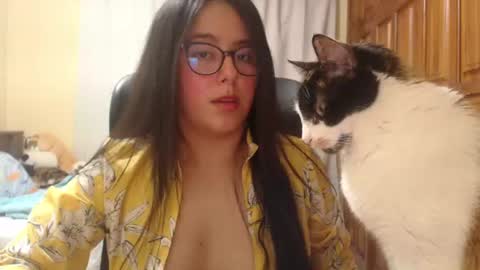 Venus online show from June 10, 2026, 9:57 pm