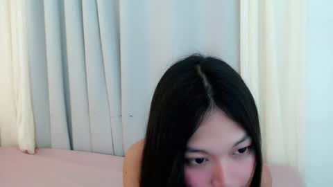 Snapshot of venus_mirage chatting on June 26, 2026, 5:45 am venus_mirage online show from June 26, 2026, 5:45 am