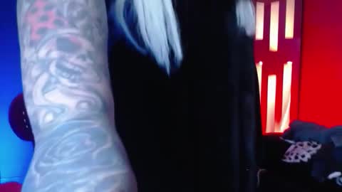 Snapshot of venus_rock chatting on October 23, 2025, 5:07 am Venus Ink online show from October 23, 2025, 5:07 am