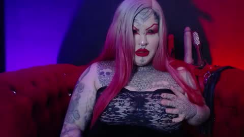 Snapshot of venus_rock chatting on November 6, 2025, 4:13 am Venus Ink online show from November 6, 2025, 4:13 am