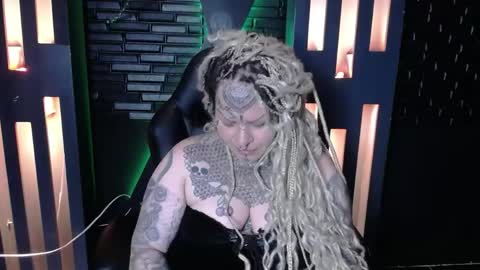 Snapshot of venus_rock chatting on April 20, 2026, 12:19 pm Venus Ink online show from April 20, 2026, 12:19 pm