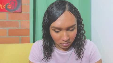 Snapshot of venus_speer chatting on December 4, 2024, 1:58 am Luisa online show from December 4, 2024, 1:58 am