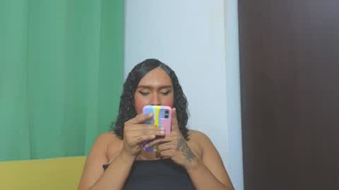 Snapshot of venus_speer chatting on December 5, 2024, 2:09 am Luisa online show from December 5, 2024, 2:09 am