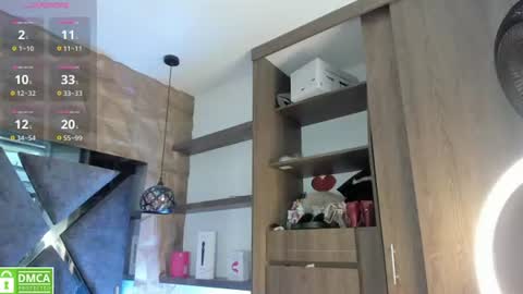 Snapshot of venus_velez chatting on June 24, 2026, 12:26 pm Venus online show from June 24, 2026, 12:26 pm