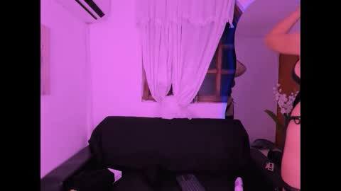 venus_velvet online show from November 20, 2025, 8:25 am