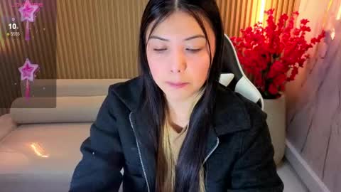 Snapshot of venus_velvet_tp chatting on April 20, 2026, 12:52 pm Venus online show from April 20, 2026, 12:52 pm