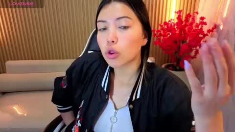 Snapshot of venus_velvet_tp chatting on April 28, 2026, 1:38 pm Venus online show from April 28, 2026, 1:38 pm