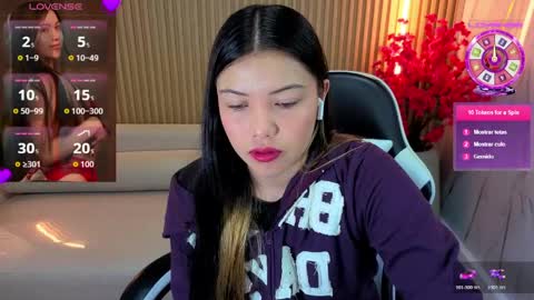 Snapshot of venus_velvet_tp chatting on May 12, 2026, 1:41 pm Venus online show from May 12, 2026, 1:41 pm