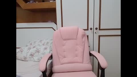 venusbeauty22 online show from November 20, 2025, 6:13 am