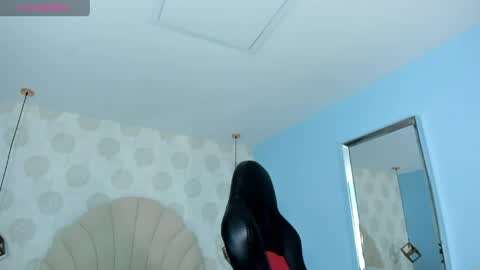 Snapshot of venusgreys1 chatting on May 19, 2026, 12:11 pm VENUS online show from May 19, 2026, 12:11 pm