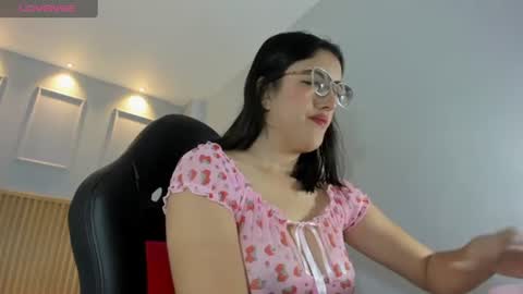 Snapshot of venusgreys1 chatting on June 16, 2026, 12:08 pm VENUS online show from June 16, 2026, 12:08 pm