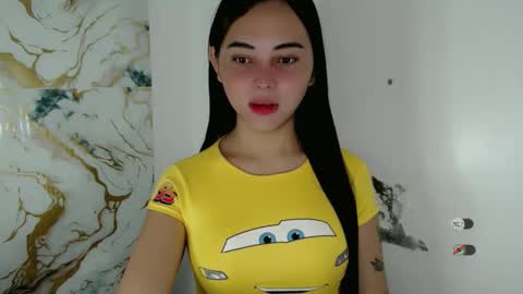 veola_sexy online show from April 14, 2026, 9:43 pm