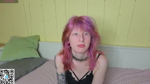 Snapshot of veolatownson chatting on May 10, 2026, 8:03 pm Erica online show from May 10, 2026, 8:03 pm
