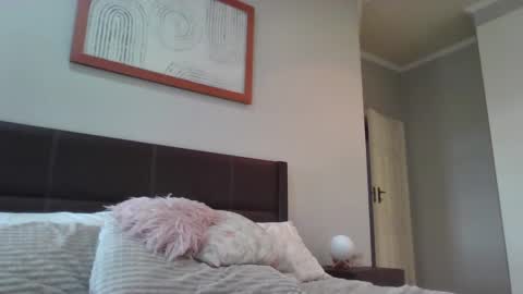 vera1983xx online show from December 13, 2024, 12:06 pm