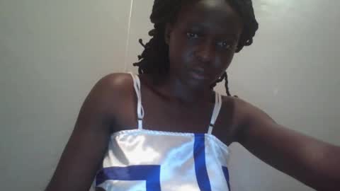 Snapshot of vera_bright chatting on February 19, 2025, 10:20 pm vera_bright online show from February 19, 2025, 10:20 pm