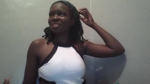 Snapshot of vera_bright chatting on February 20, 2025, 10:37 pm vera_bright online show from February 20, 2025, 10:37 pm