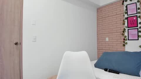 Snapshot of vera_fernandez chatting on December 20, 2024, 10:32 pm Vera online show from December 20, 2024, 10:32 pm