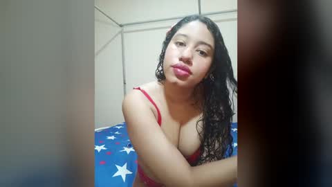 vera_phone online show from May 27, 2026, 7:22 pm