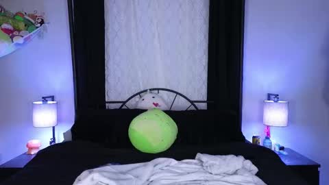 Snapshot of vera_velvet chatting on November 14, 2025, 1:48 am Vera Velvet online show from November 14, 2025, 1:48 am