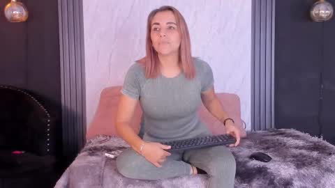 Snapshot of verabeautiful chatting on January 8, 2026, 8:33 pm verabeautiful online show from January 8, 2026, 8:33 pm