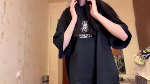 Veronika online show from March 3, 2026, 7:09 pm