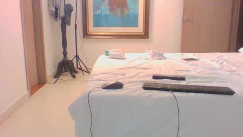 vergagolosa22 online show from January 4, 2025, 7:34 am