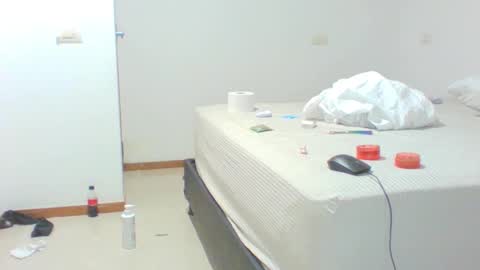 vergagolosa22 online show from January 7, 2026, 2:14 am