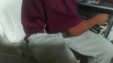 Snapshot of vergalarga77711 chatting on October 11, 2025, 5:50 am vergalarga77711 online show from October 11, 2025, 5:50 am