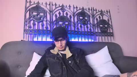 vergil_noir online show from May 29, 2026, 4:10 am