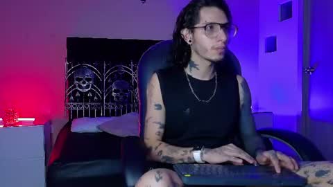 Snapshot of vergil_noir chatting on June 19, 2026, 4:28 am vergil_noir online show from June 19, 2026, 4:28 am