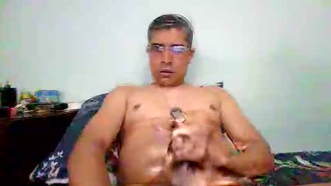 Snapshot of vergon389 chatting on November 11, 2025, 3:45 pm vergon389 online show from November 11, 2025, 3:45 pm