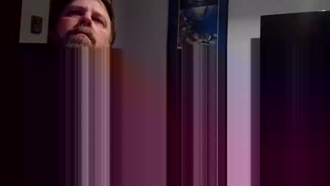 Snapshot of vermontguy76 chatting on February 26, 2025, 2:04 am vermontguy76 online show from February 26, 2025, 2:04 am