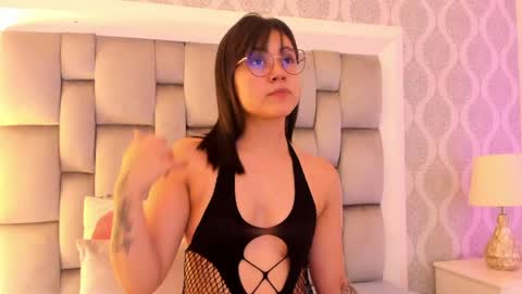 vero domplay online show from April 7, 2026, 3:18 am