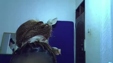 veronica771860 online show from November 5, 2025, 7:47 pm