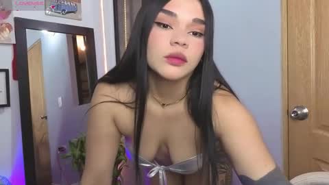 veronica_118 online show from December 4, 2025, 2:32 am