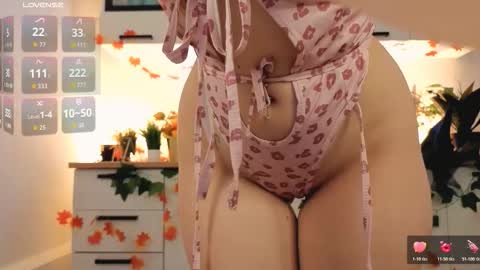  VERONICA  FOLLOW ME  online show from October 22, 2025, 12:16 pm