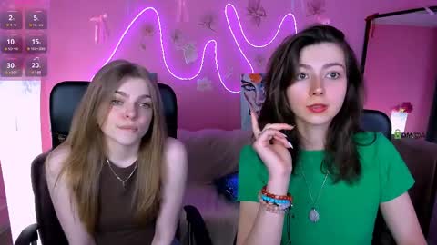Snapshot of veronica_bubble chatting on May 14, 2026, 7:31 pm Ronni online show from May 14, 2026, 7:31 pm