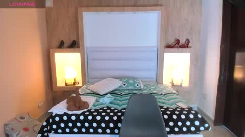 Snapshot of veronica_garciaa chatting on January 13, 2025, 12:24 pm Johovanna online show from January 13, 2025, 12:24 pm