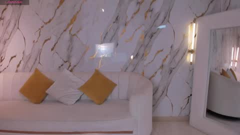 Snapshot of veronicablue1 chatting on June 10, 2026, 9:30 am Vero online show from June 10, 2026, 9:30 am
