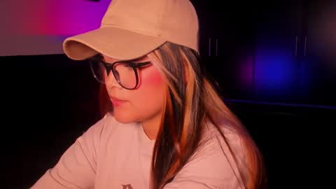 Vero online show from March 21, 2026, 4:06 am