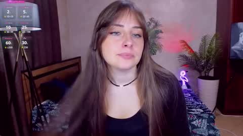 Veronica online show from December 2, 2025, 9:36 am