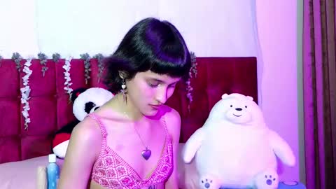 veronicalamberth online show from March 4, 2026, 5:13 am