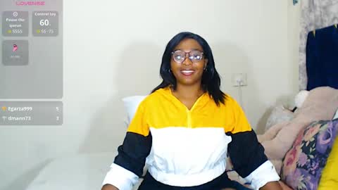 veronicarod1 online show from April 13, 2026, 8:14 pm